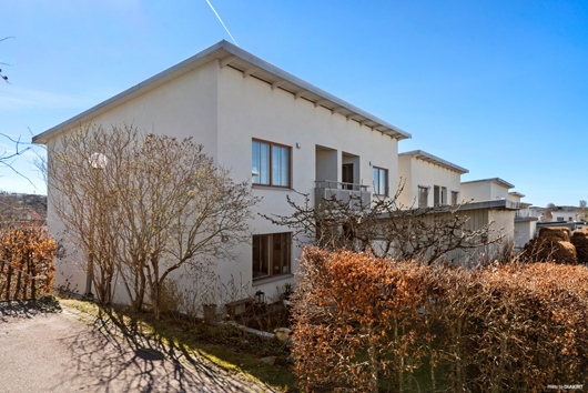 Radhus i Hagen, Västra Frölunda, Göteborg, Västra Götaland, Lokattsbacken 85