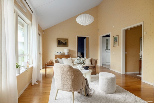 Radhus i Hovås, HOVÅS, Göteborg, Västra Götaland, Hällristningsvägen 2B