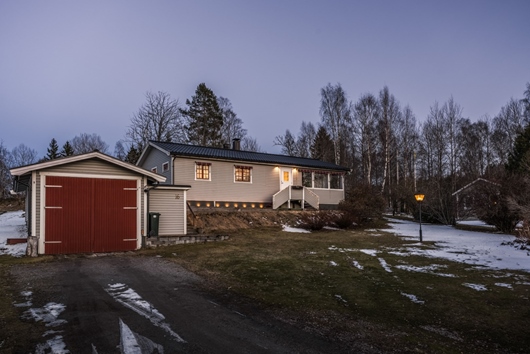 Villa i Åsbro, Rågbacksvägen 16
