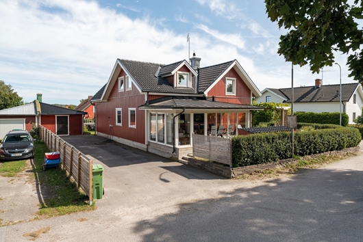 Villa i Kumla, Örebro, Bergsgatan 7