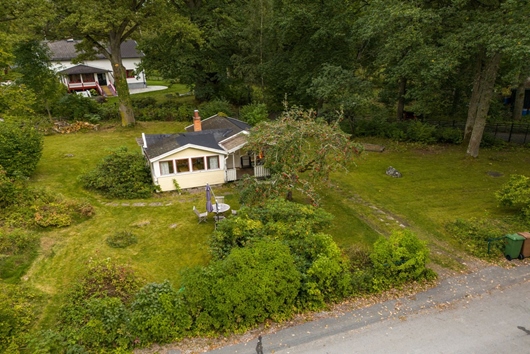 Tomt i Ekeby-Almby, Örebro, Framnäsudden 22