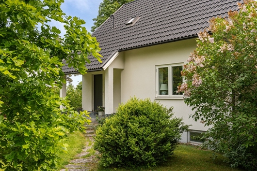 Villa i Mosås, Örebro, Ryttarstigen 14