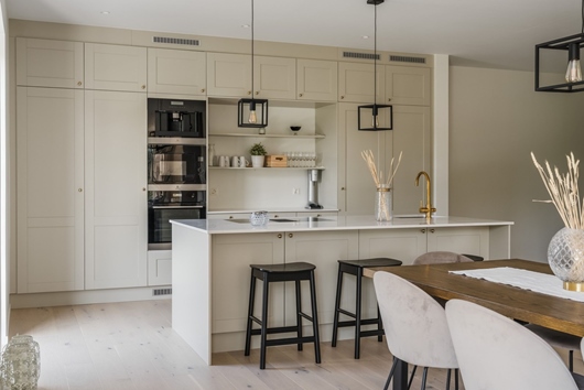 Villa i Gröna Sörby, Kumla, Örebro, Klövergatan 13