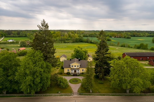 Gods och gårdar i Odensbacken, Örebro, Löksätter 306