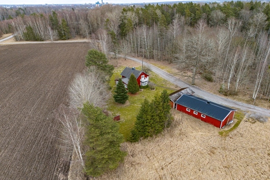 Villa i Örebro, Skråmsta 202