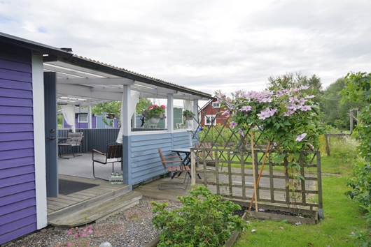 Fritidshus i Hälla koloniområde, Västerås, Västmanland, Tionde kolonistigen 19 lott nr