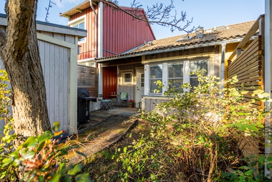 Radhus i Östra Orminge, Saltsjö-Boo, Stockholm, Nacka, Norrholmsvägen 36