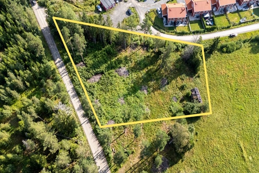 Tomt i Lövtorp, Runsten Village, Norra sorunda, Stockholm, Nynäshamn, Vretendal 1