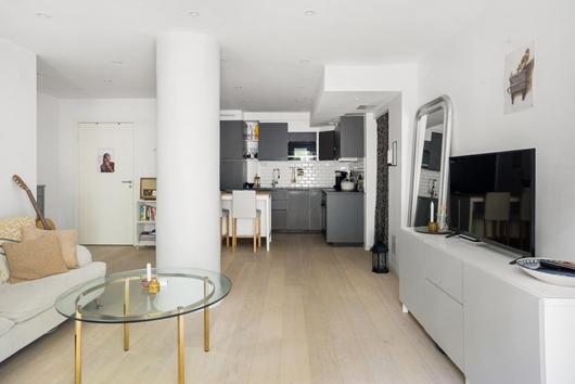 Bostadsrätt i Råsunda, Solna, Stockholm, Backvägen 7