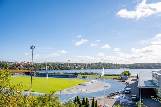 Tomt i Törnskogen, Sollentuna, Stockholm, Vaxmoravägen 1B