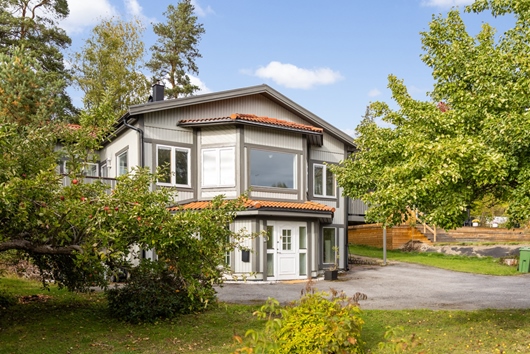 Villa i Törnskogen, Sollentuna, Stockholm, Törnbergsvägen 5