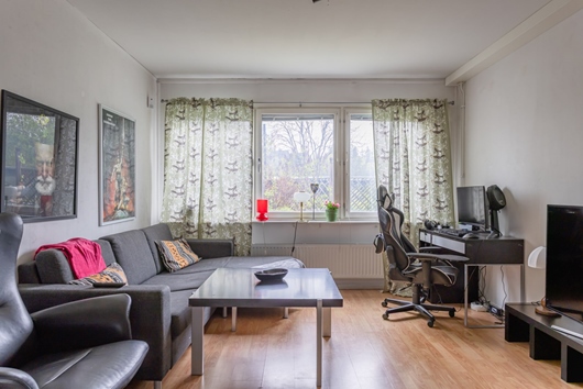 Bostadsrätt i Kärrdal, Sollentuna, Sjöberg, Stockholm, Lomvägen 605