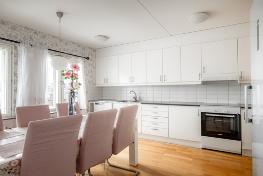 Bostadsrätt i Tureberg, Sollentuna, Stockholm, Engelbrekts väg 20