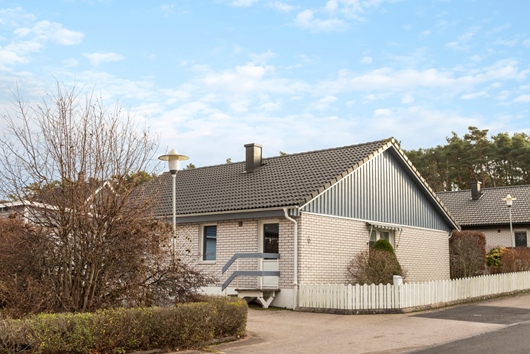 Villa i Karlberg, Varberg, Halland, Stamrosstigen 6