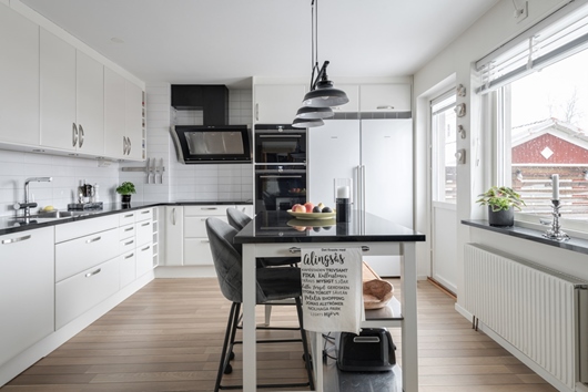 Bostadsrätt i Centrum, Alingsås, Västra Götaland, Källgatan 4 C - FRI AVGIFT I 1