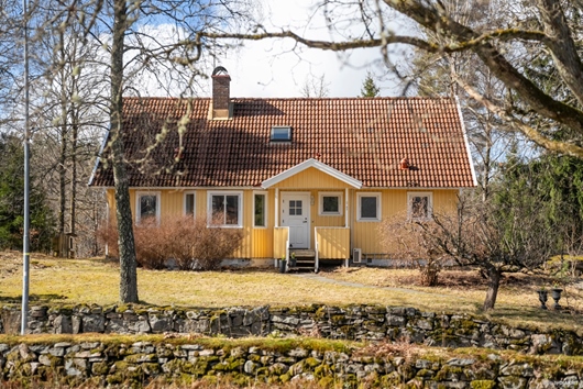 Villa i Västra Bodarna, Alingsås, Västra Götaland, Västra Bodarnevägen 63