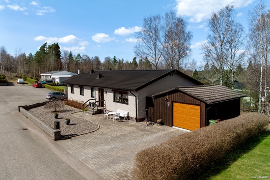 Villa i Herrljunga, Västra Götaland, Risgatan 6