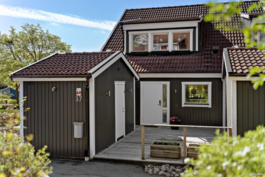 Villa i Kvarnbacken, Alingsås, Västra Götaland, Kvarnbacken 37