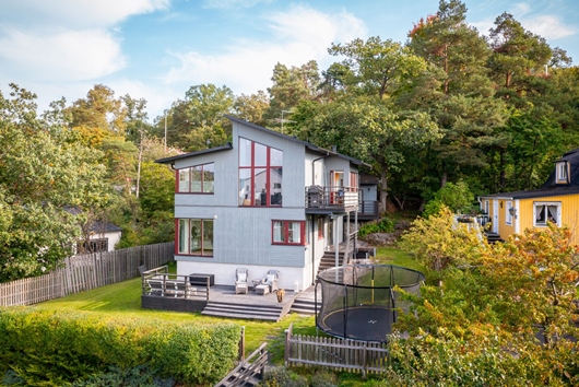 Villa i Österskär/Tuna, Åkersberga, Stockholm, Österåker, Saturnusvägen 9