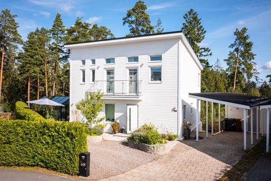 Villa i Björkhaga, Åkersberga, Stockholm, Österåker, SMEDKALLES VÄG 25