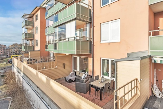 Bostadsrätt i Centrala Åkersberga, Stockholm, Österåker, Bergavägen 2F