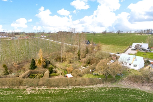 Villa i Stora Herrestad, Ystad, Skåne, Karlsfältsvägen 138