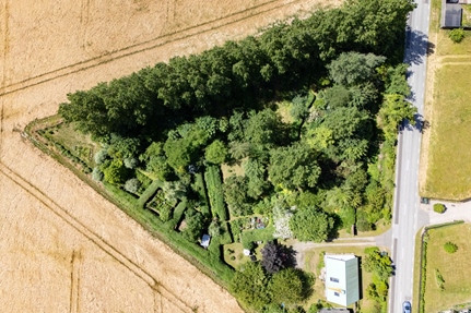 Villa i Stora Herrestad, Ystad, Skåne, Karlsfältsvägen 138