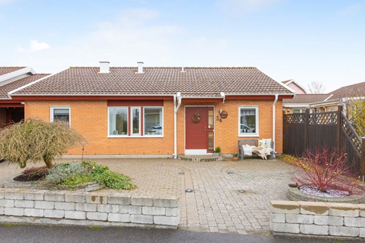 Villa i Kyrkoköpinge, Trelleborg, Skåne, Rallarevägen 34