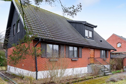 Villa i Hindby, Malmö, Skåne, Furugatan 21A