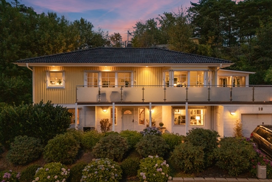 Villa i Krokslätt, MÖLNDAL, Göteborg, Västra Götaland, Mölndal, Svealiden 18