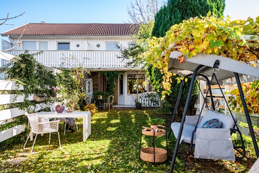 Radhus i Gullvik, Malmö, Skåne, Fosie Kyrkoväg 9