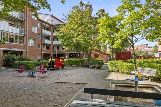 Bostadsrätt i Skarpnäck, SKARPNÄCK, Stockholm, Segelflygsgatan 33, 3–4tr