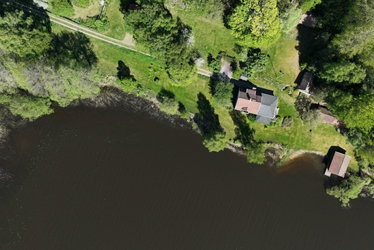 Villa i Gnesta, Stockholm, Södertälje, Harry Martinsons väg 1