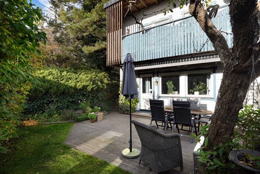 Radhus i Gudöån, Tyresö, Stockholm, Glädjegången 16