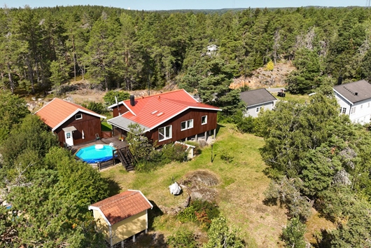 Villa i Raksta, Tyresö, Stockholm, Maskvägen 7