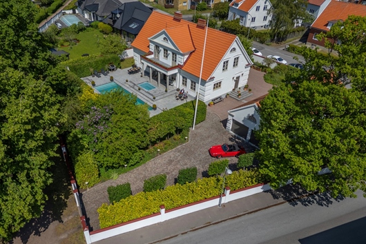 Villa i Vellinge Kommun, Skåne, Larsgatan 1