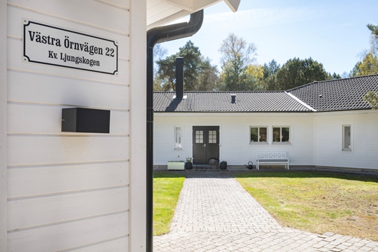 Villa i Ljungskogen, Höllviken, Ljunghusen, Skåne, Vellinge, Västra Örnvägen 22/ Berghs Väg
