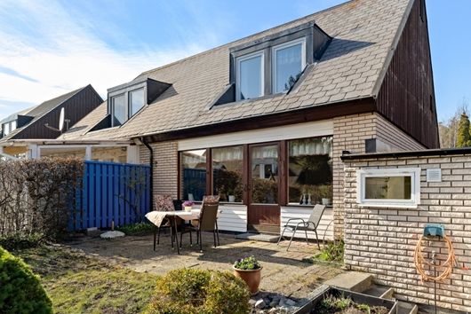 Radhus i Sätra, Skärholmen, Stockholm, Örnsätrabacken 72