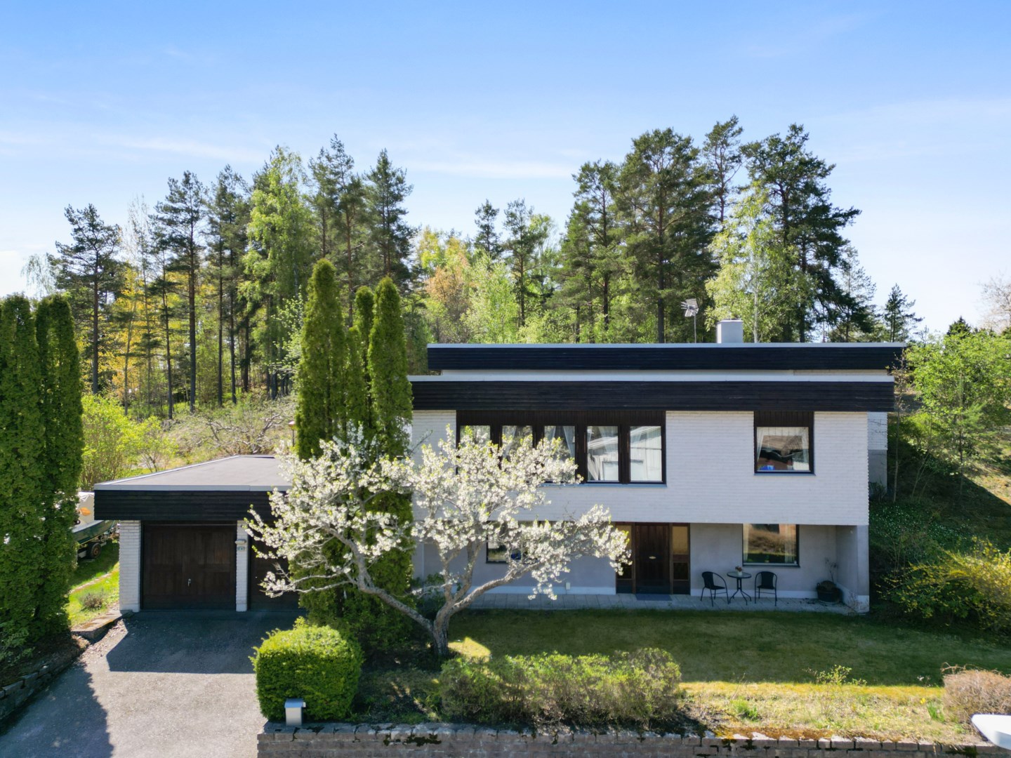 Villa i Centrala Hölö, Hölö, Sverige, Månvägen 15
