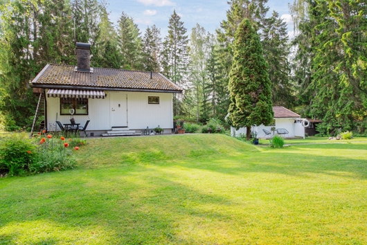 Villa i Järna, Stockholm, Södertälje, Tvärvägen 6