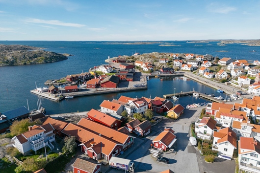 Villa i Mollösund, Västra Götaland, Orust, Hamnvägen 8