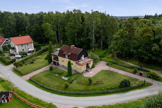 Villa i Svartbäcken, Uppsala, Sandgropsgatan 11