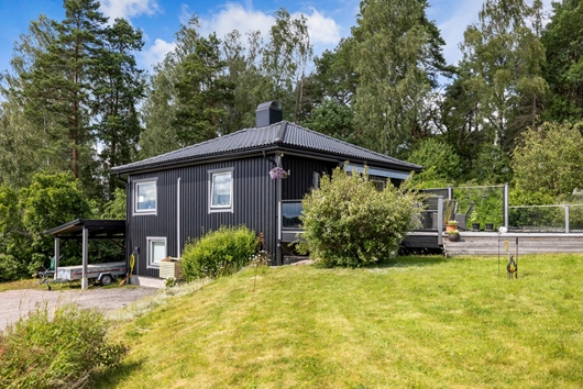 Villa i Rasbo, Uppsala, Apterarvägen 4