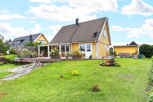 Villa i Östhammar, Uppsala, Blomstervägen 11