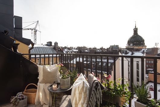 Bostadsrätt i Östermalm, Stockholm, Sibyllegatan 14, vindsvåning