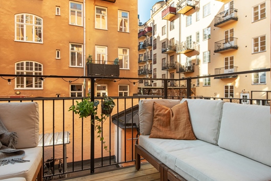 Bostadsrätt i Vasastan, Stockholm, Sveavägen 99