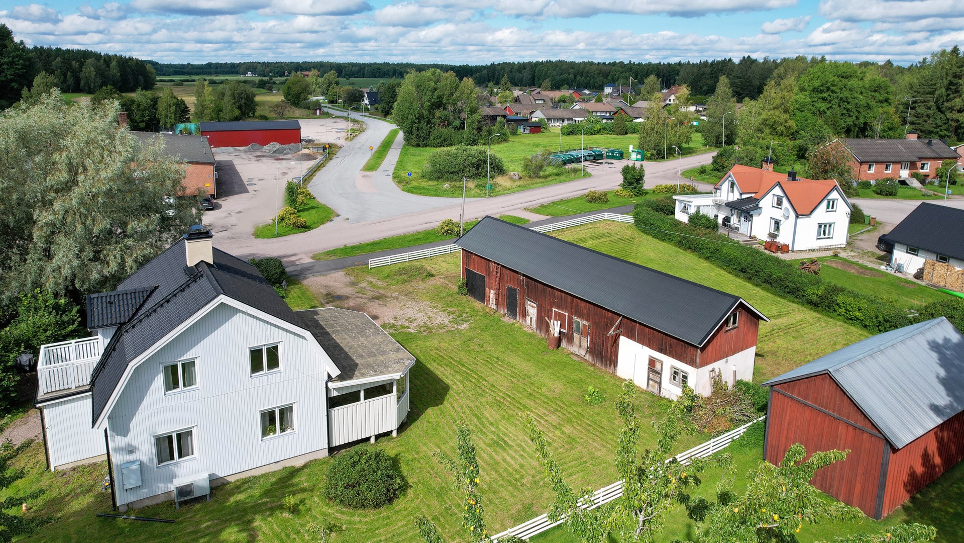 Villa i Östervåla, Sverige, Arosvägen 14