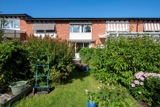 Radhus i Nordanby, Västerås, Västmanland, Karlfeldtsgatan 65