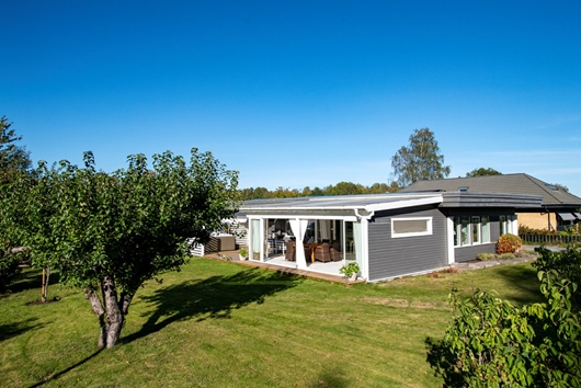 Villa i Barkarö, Västerås, Västmanland, Bystämmogatan 1