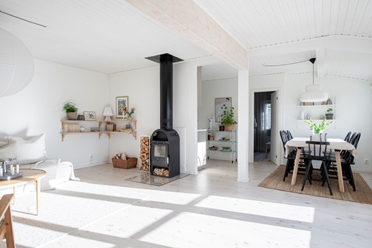 Villa i Lycksta, Västerås, Västmanland, Basunvägen 9
